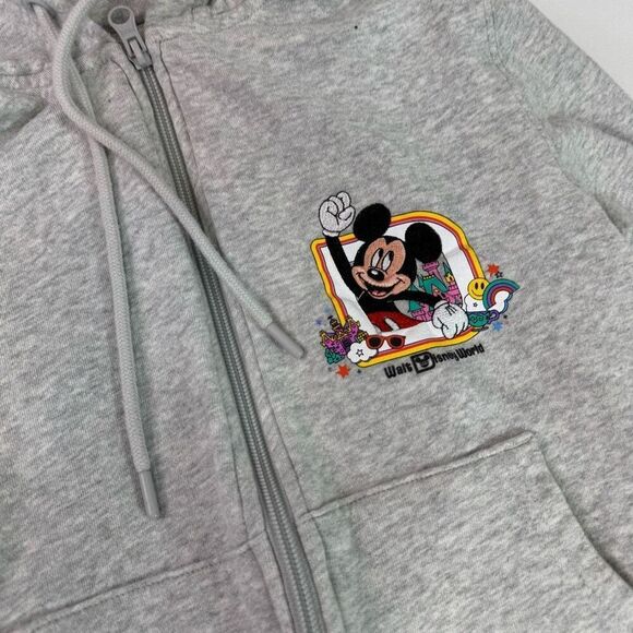 Disney Sweatshirt Womens Small Gray 2025 Play in the Parks Disney World Teacups - Picture 3 of 9